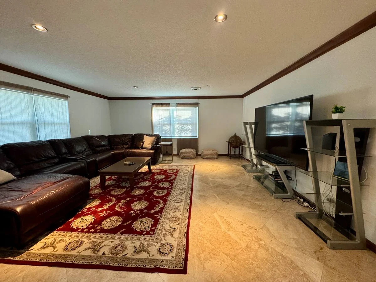 Home in coconut creek property photo 3