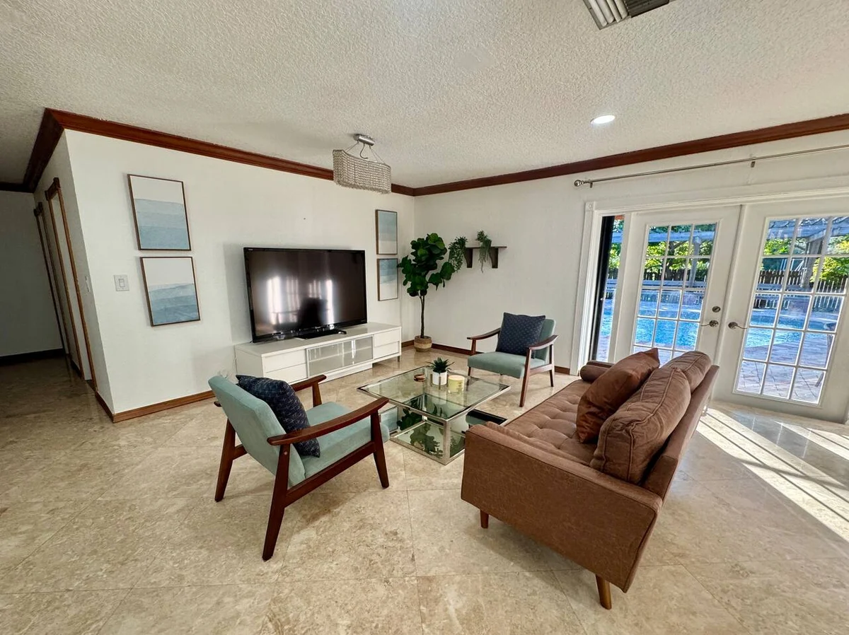 Home in coconut creek property photo 4