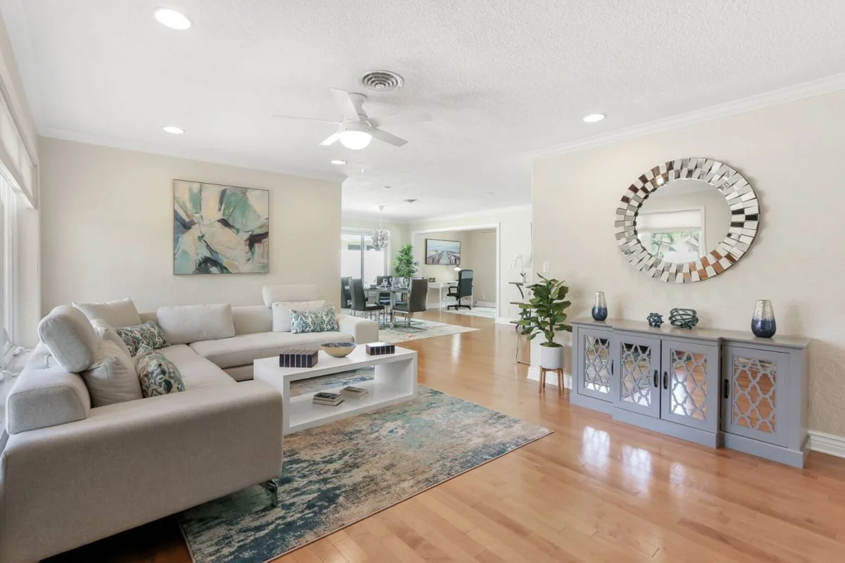 Home in Fort Lauderdale property photo 5