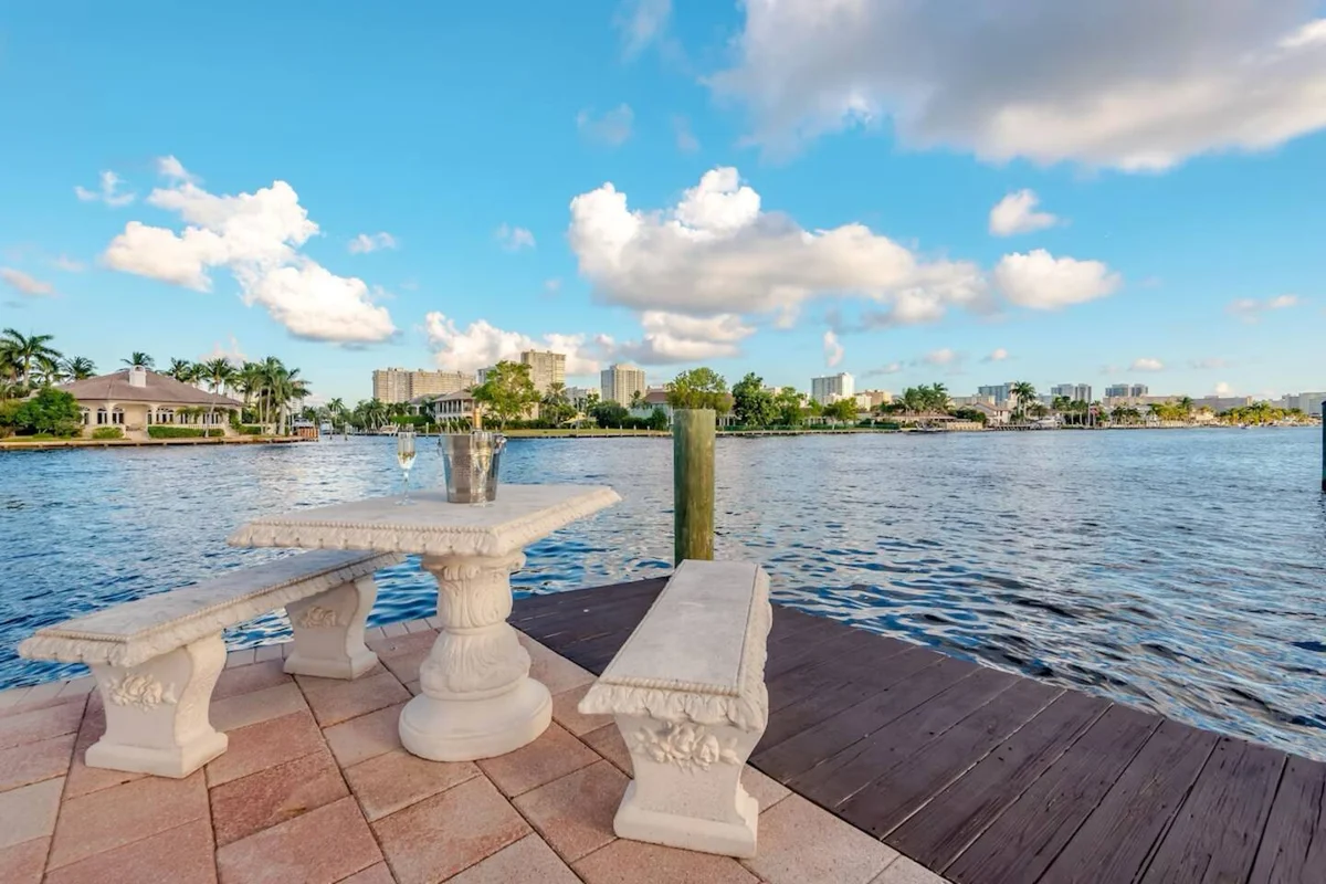 Home in Fort Lauderdale property photo 5