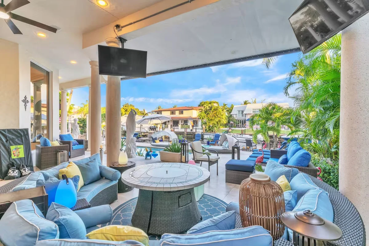 Home in Fort Lauderdale property photo 5