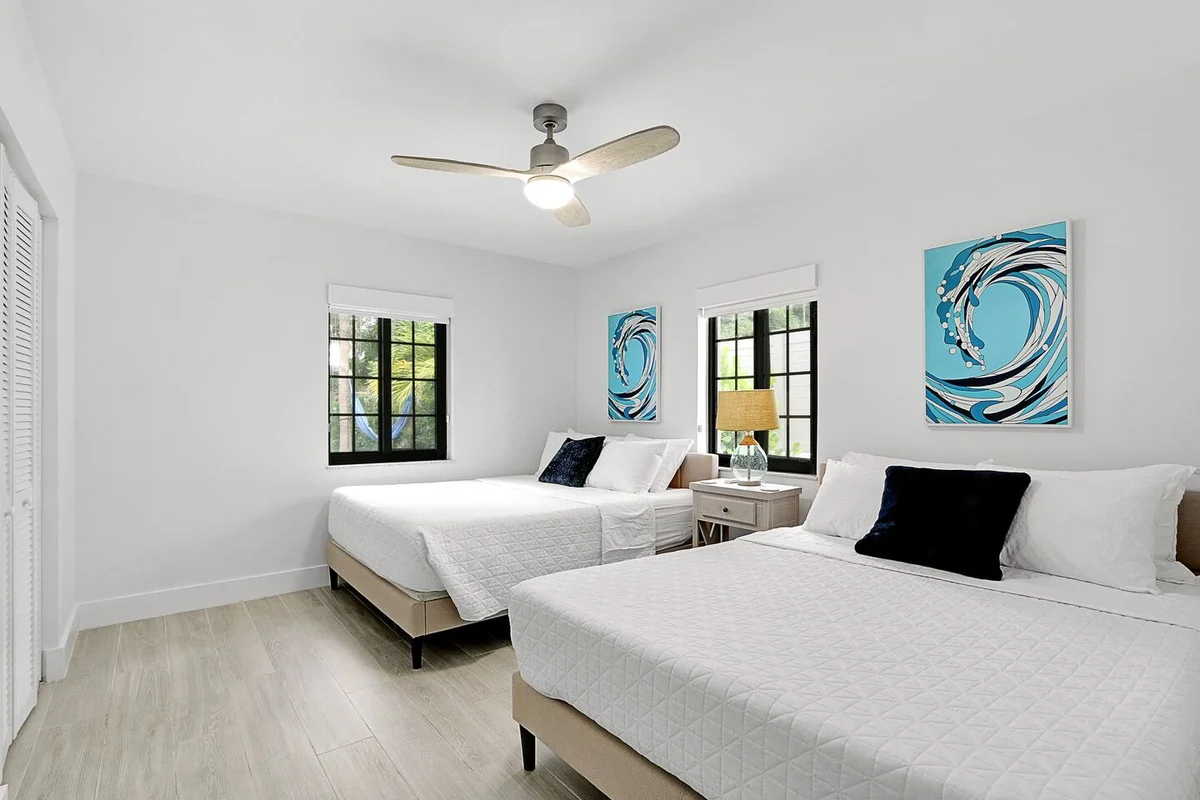 Bedroom 1 image 1