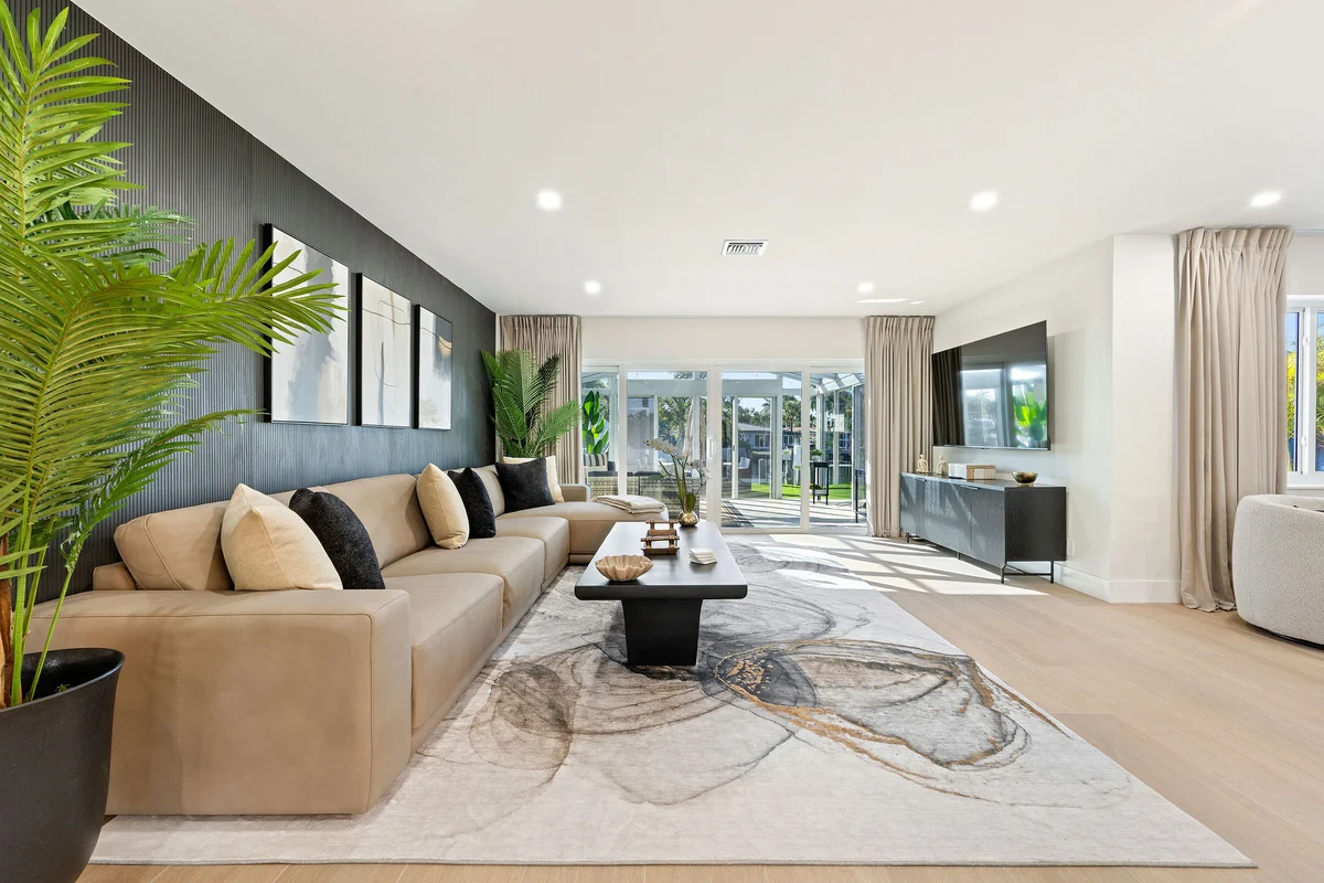 Home in Wilton Manors property photo 4