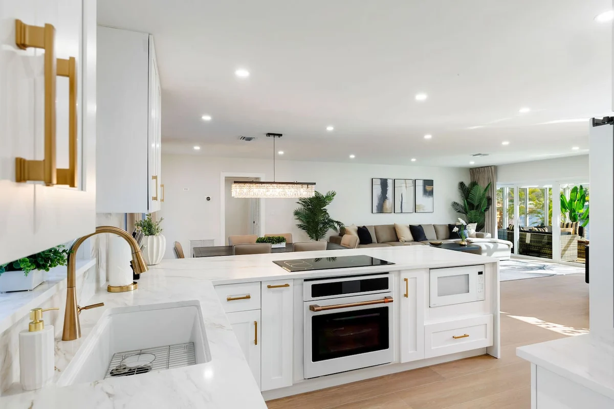 Home in Wilton Manors property photo 5