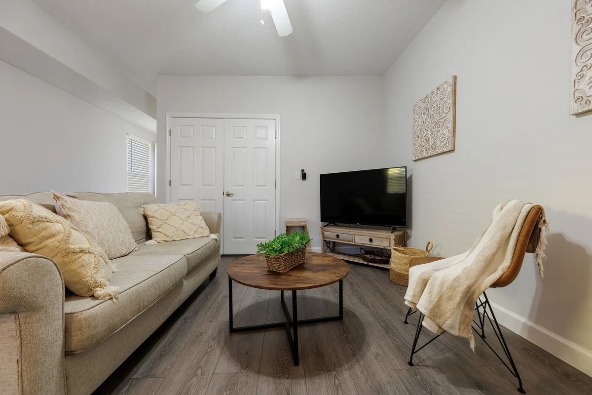 Home in West Palm Beach property photo 4