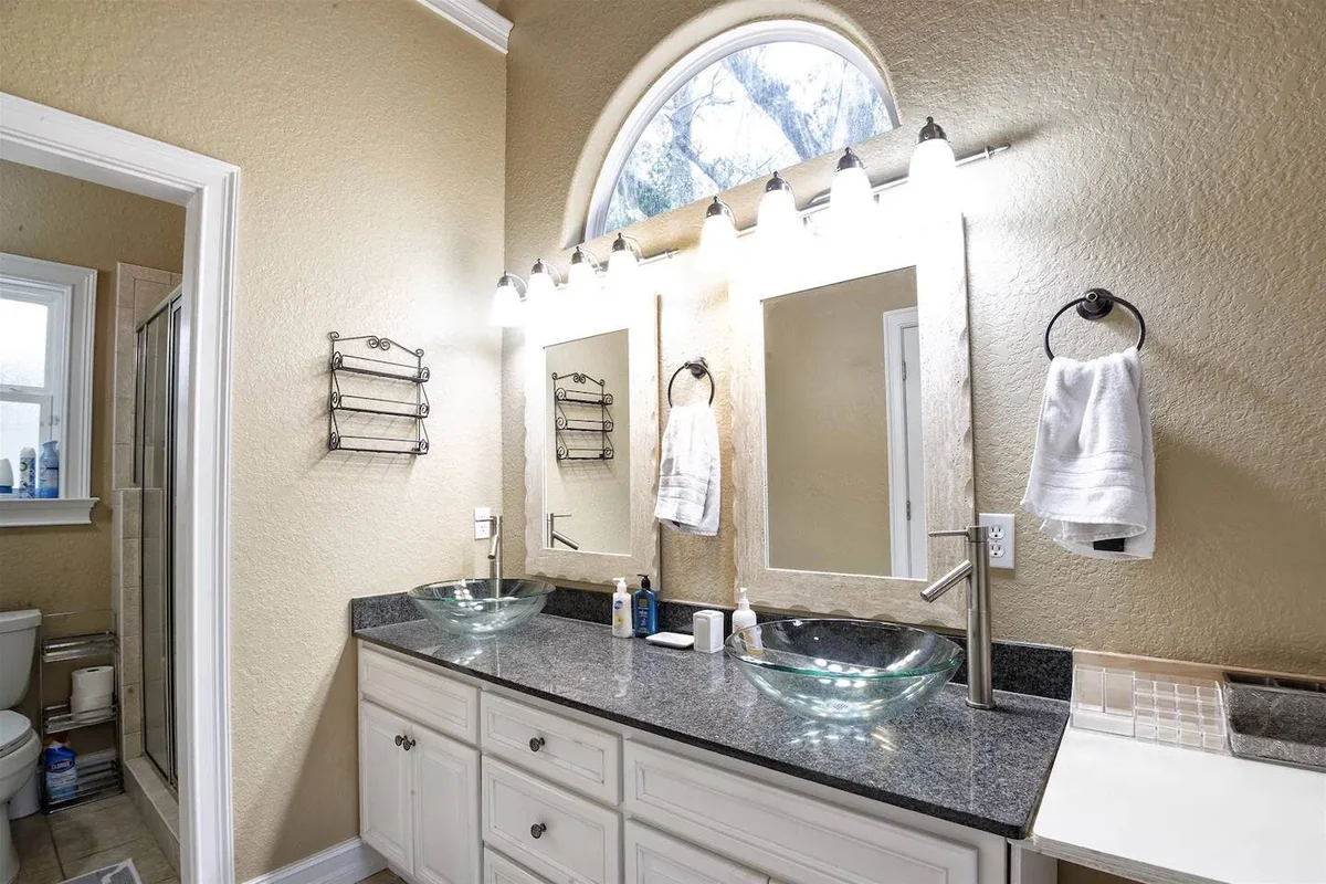 Townhome in Tallahassee property photo 5