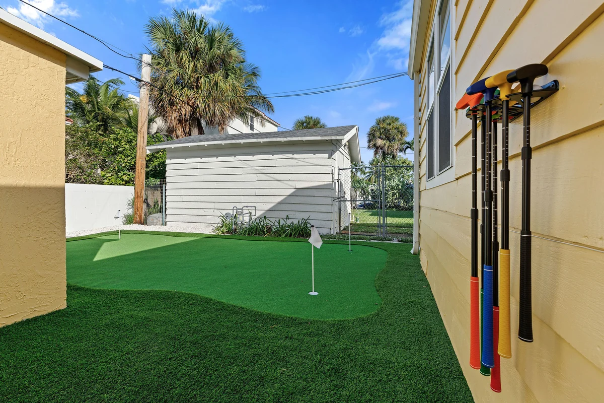 Home in West Palm Beach property photo 4