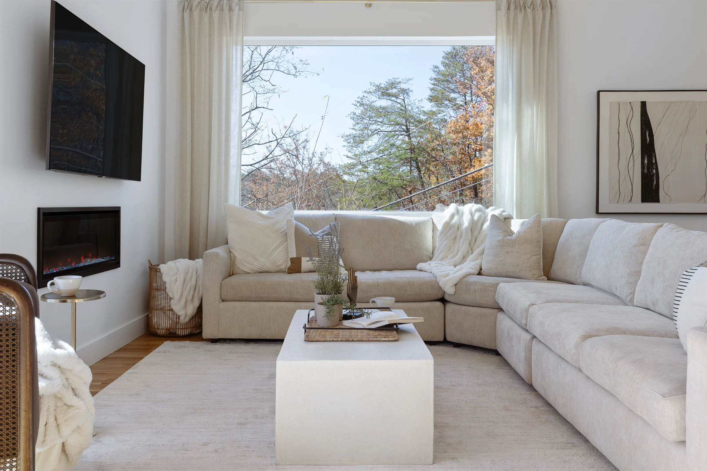 Heated Pool + Hot Tub + Cold Plunge • Asheville Spa Retreat • Gallery House #71