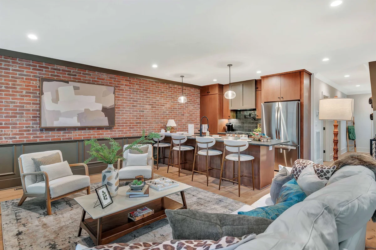 1701_Port_A&D_4BR