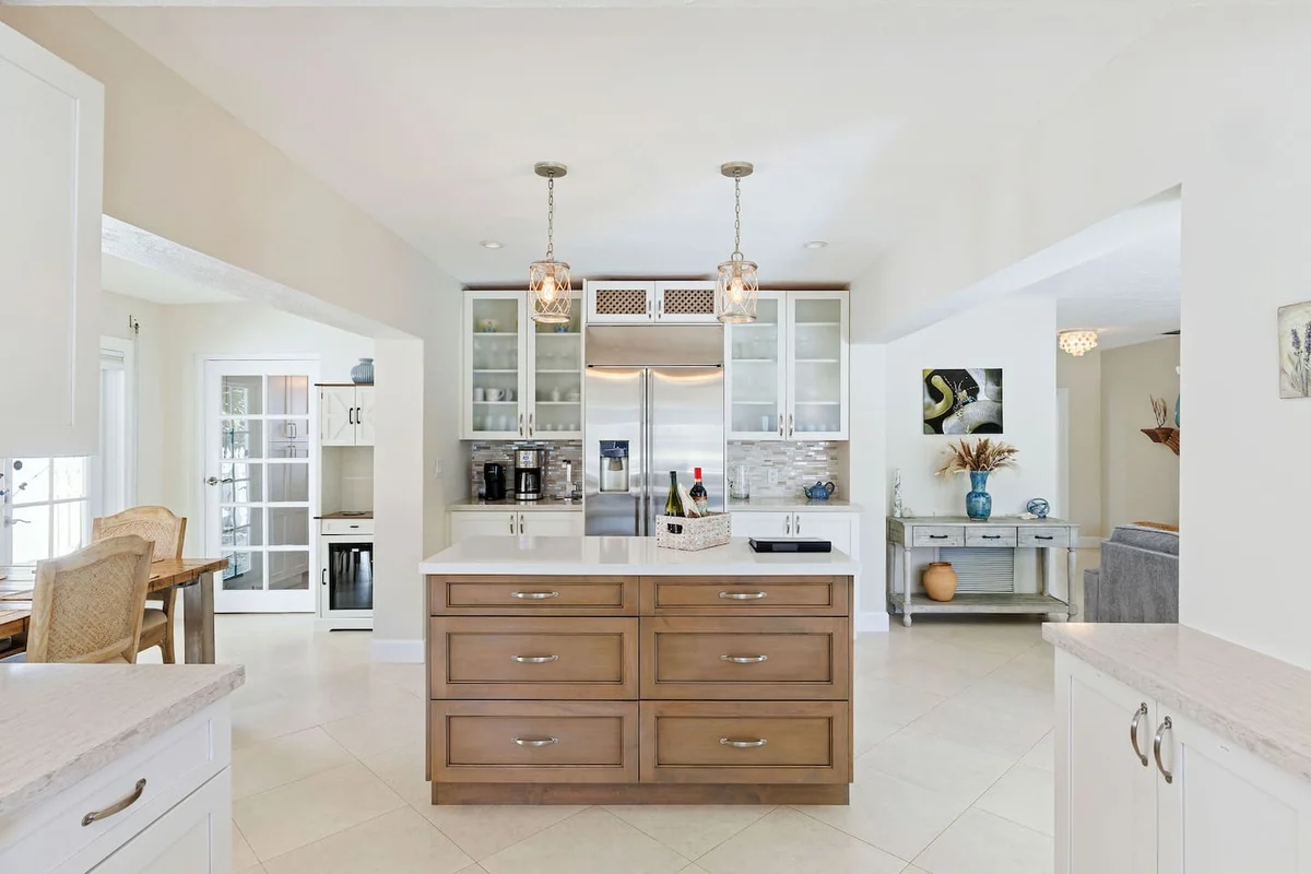 Home in Pompano Beach property photo 2