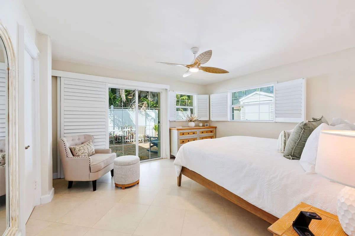 Guest Room image 1