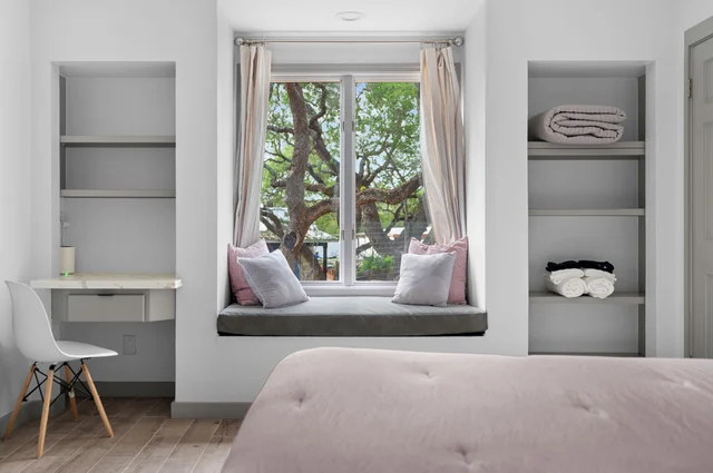 Main House: Upstairs Bedroom image 1