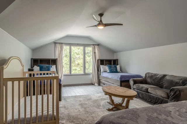 Main House: Master Bedroom image 1