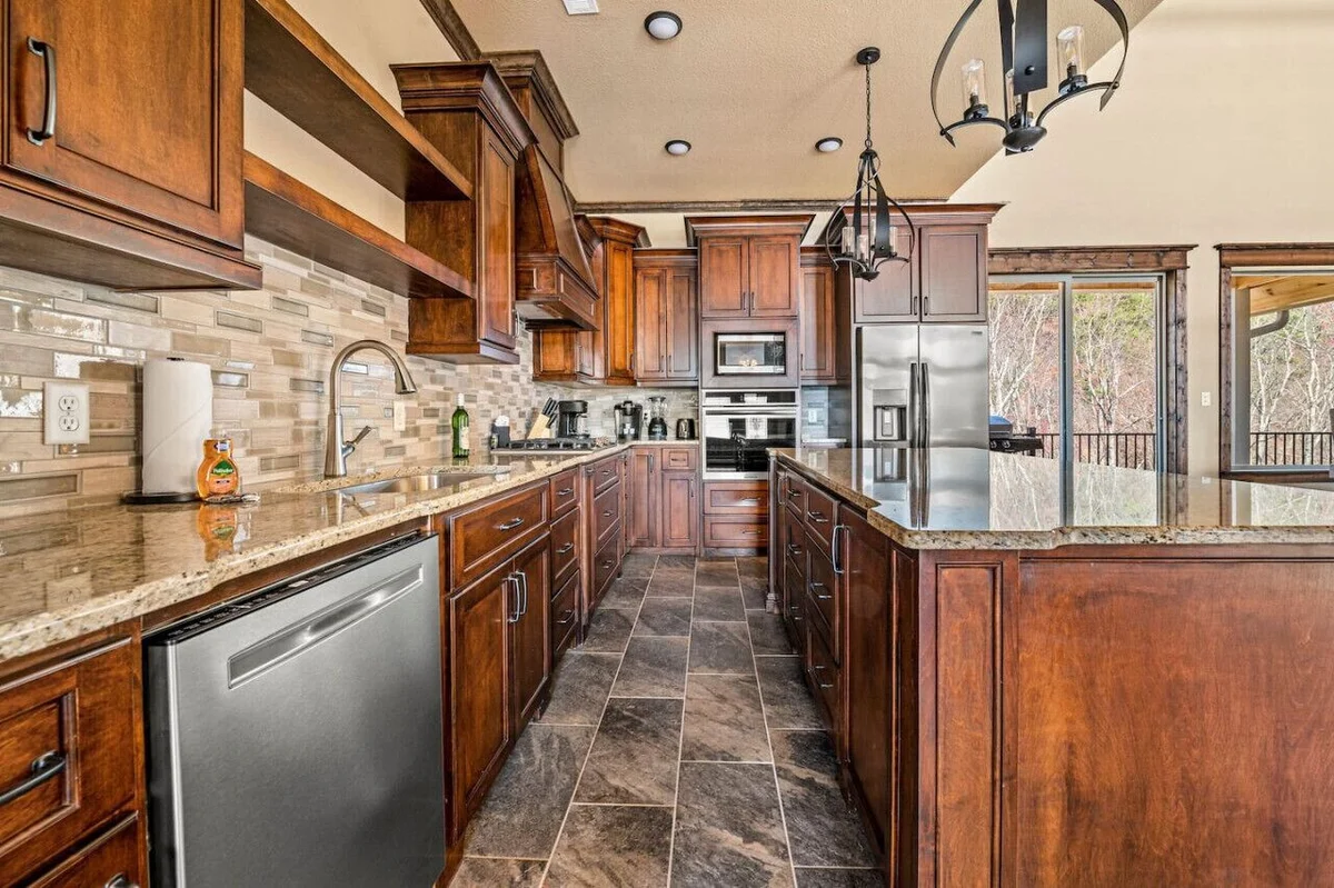 Home in Sevieville property photo 4