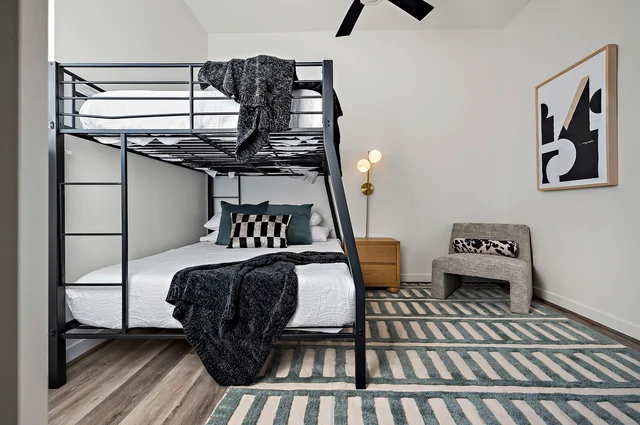 Bedroom 1: Primary image 1