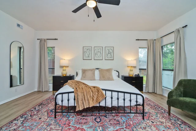 BEDROOM image 1