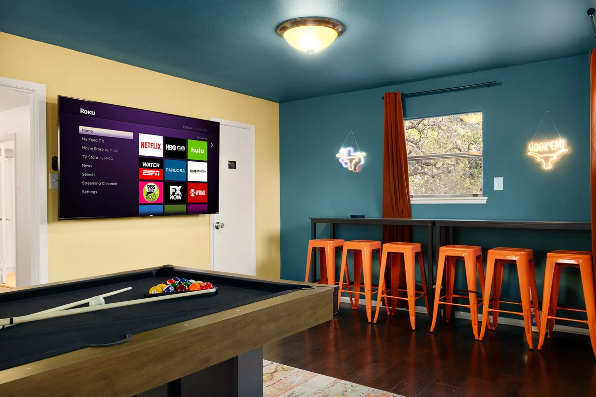 Winter Resort, Heated Pool, Hot Tub & Game Rooms property photo 4