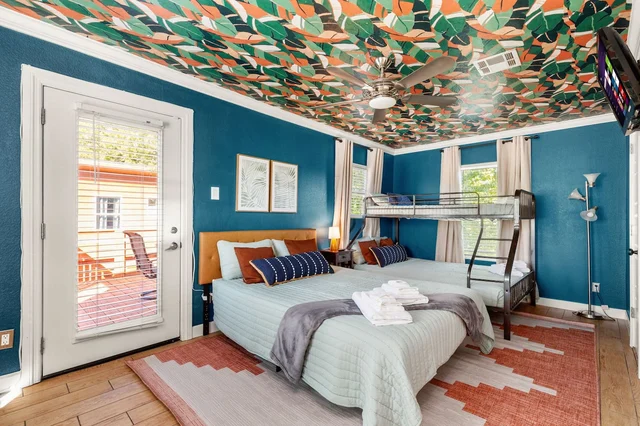 BEDROOM image 1