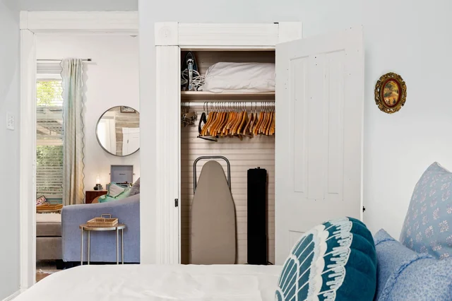 BEDROOM image 1