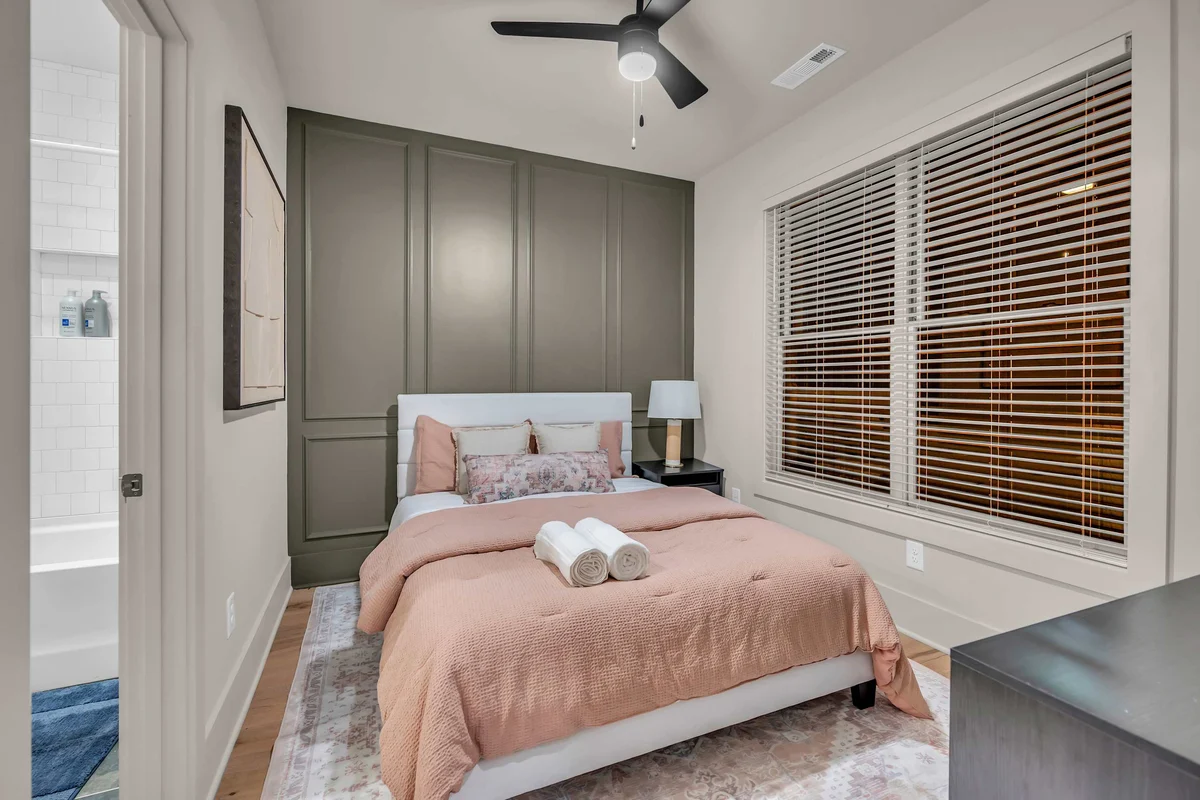 1701_Port_D_4BR