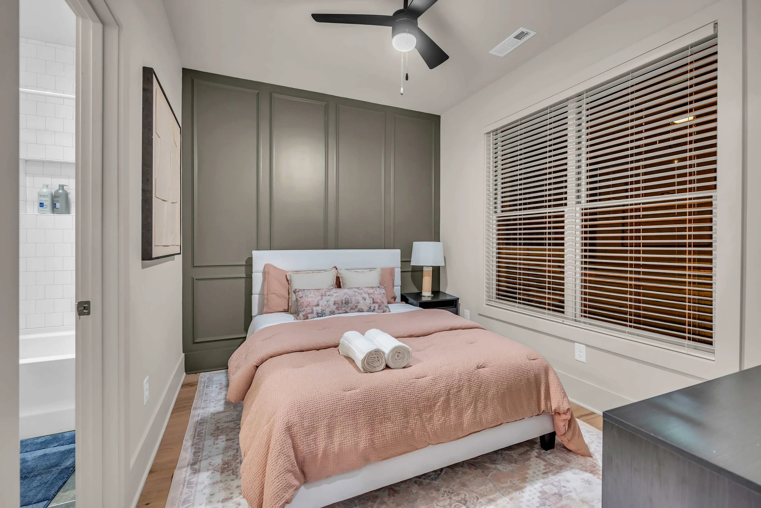 1701_Port_D_4BR #33