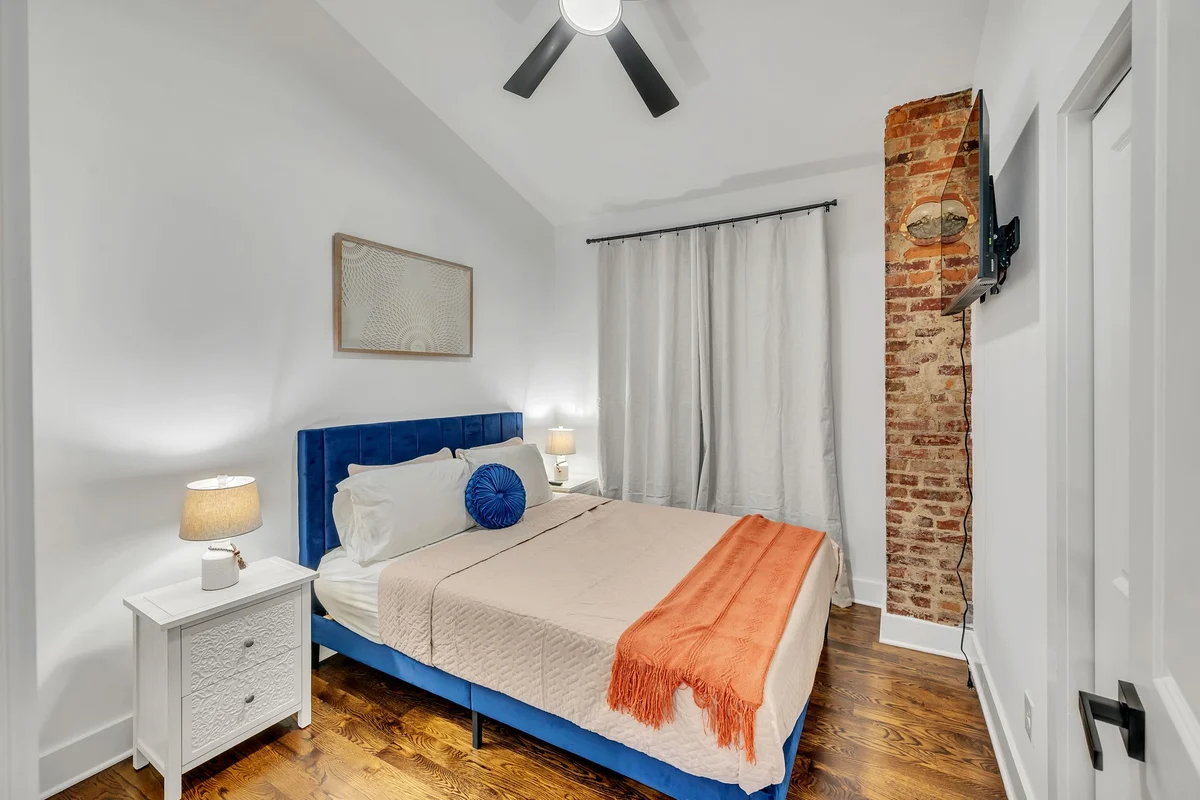 1331_4thAve_2BR #10