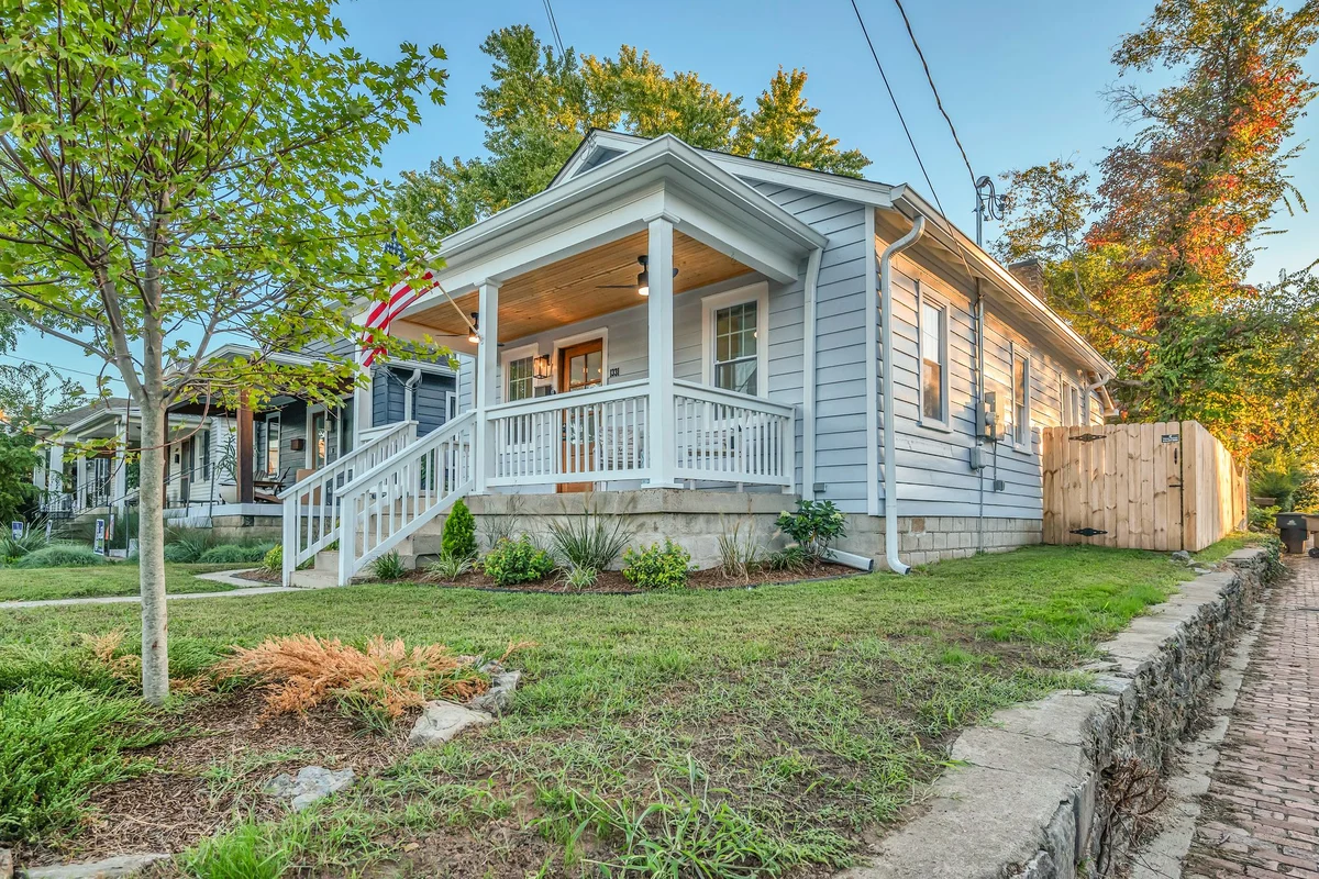 1331_4thAve_2BR #36