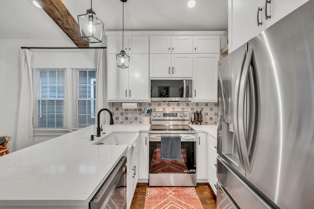 1331_4thAve_2BR #28