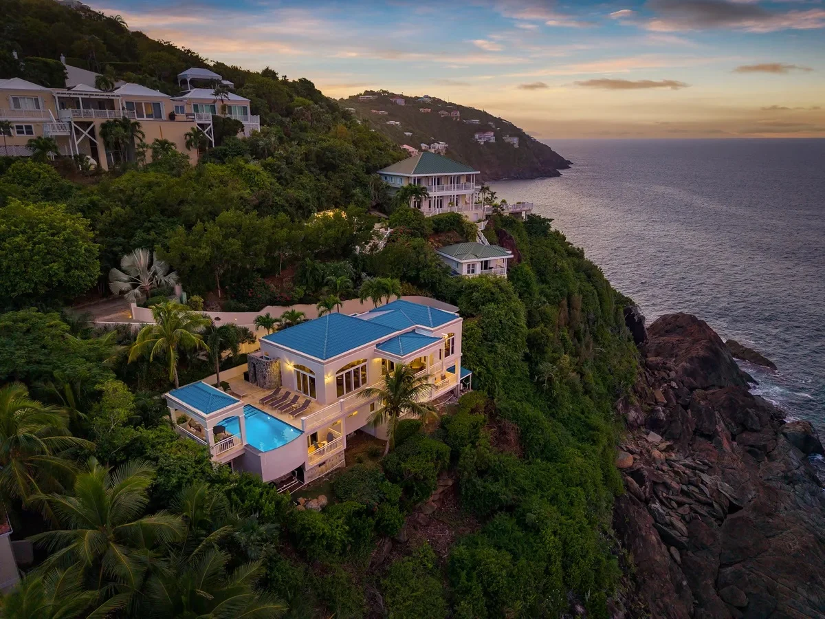 Oceanfront | Peterborg | Infinity Pool | Generator #102