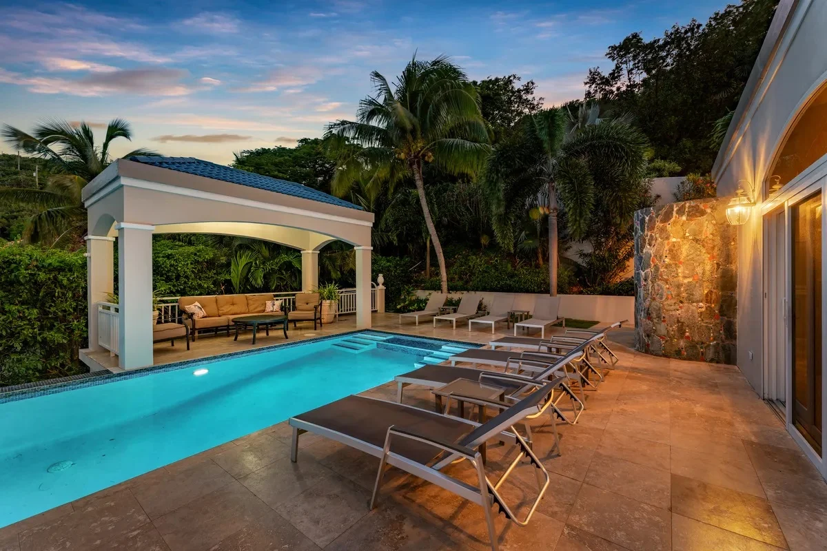 Oceanfront | Peterborg | Infinity Pool | Generator #114
