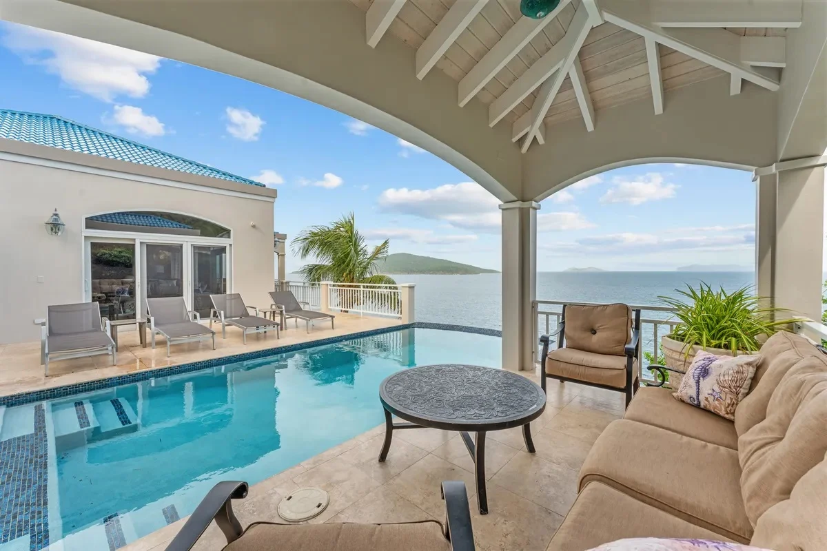 Oceanfront | Peterborg | Infinity Pool | Generator #111