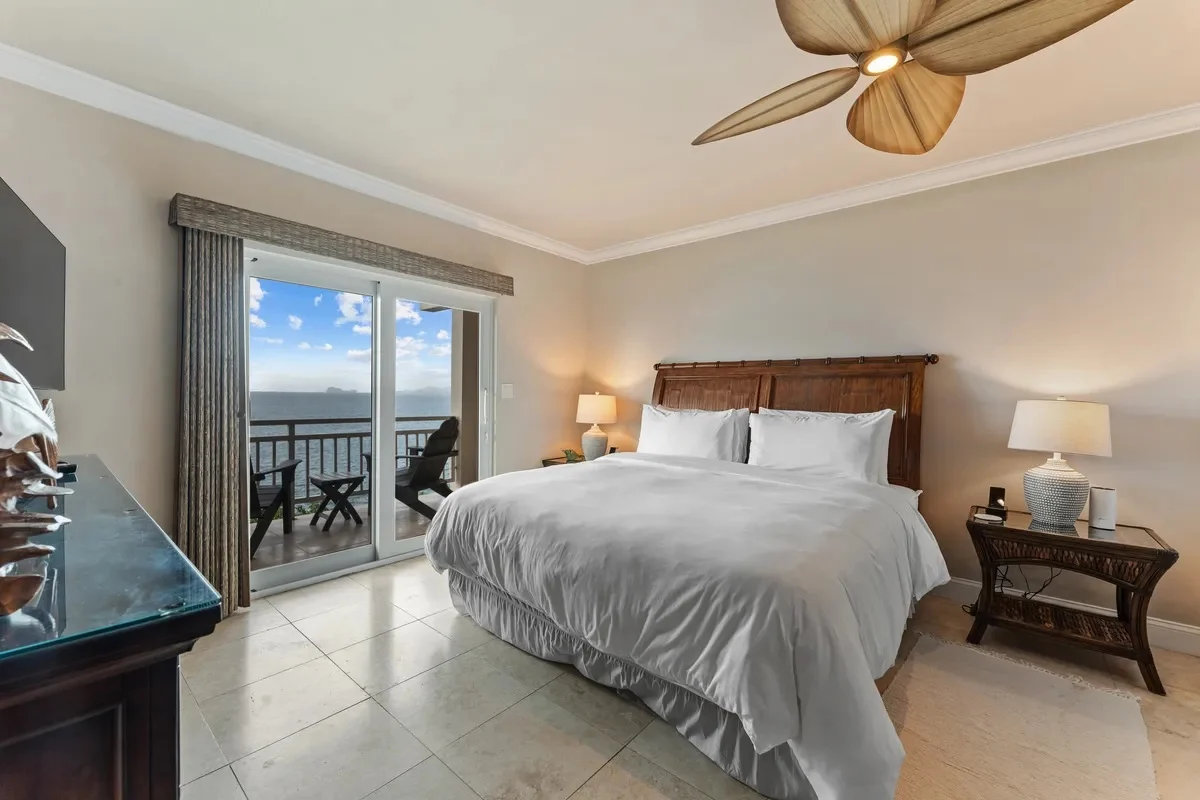 Oceanfront | Peterborg | Infinity Pool | Generator #115