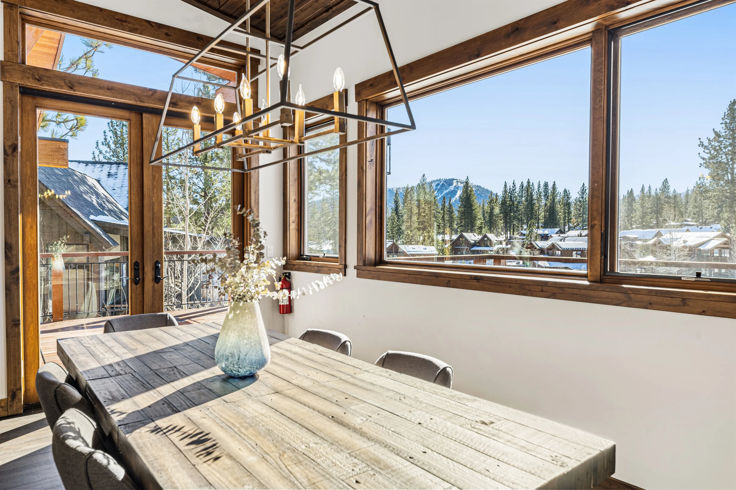 Ski Resort Views, Hot Tub & Golf Course #146