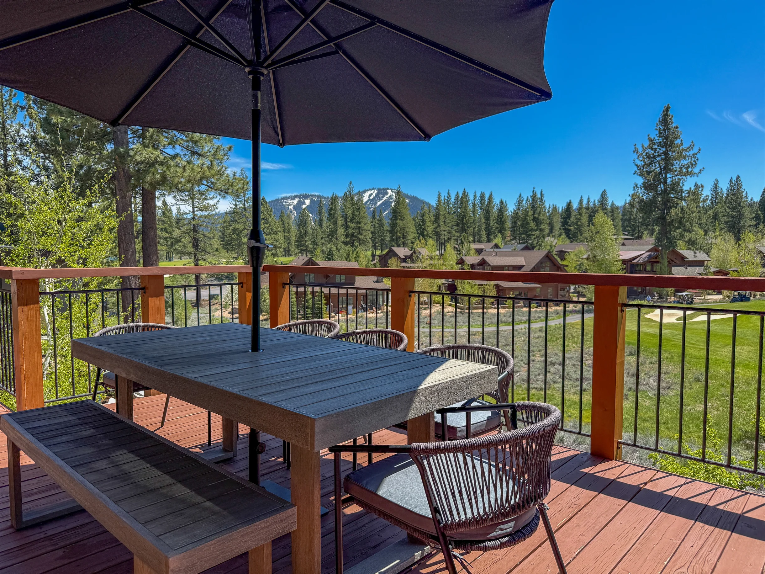 Ski Resort Views, Hot Tub & Golf Course #107