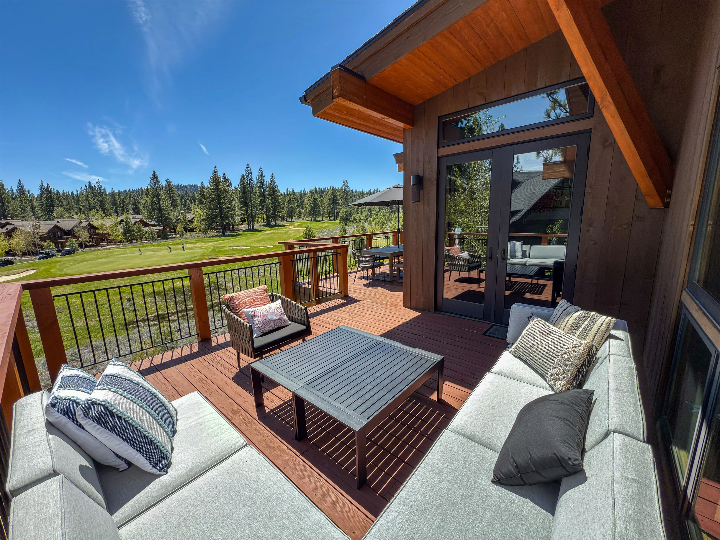 Ski Resort Views, Hot Tub & Golf Course #132