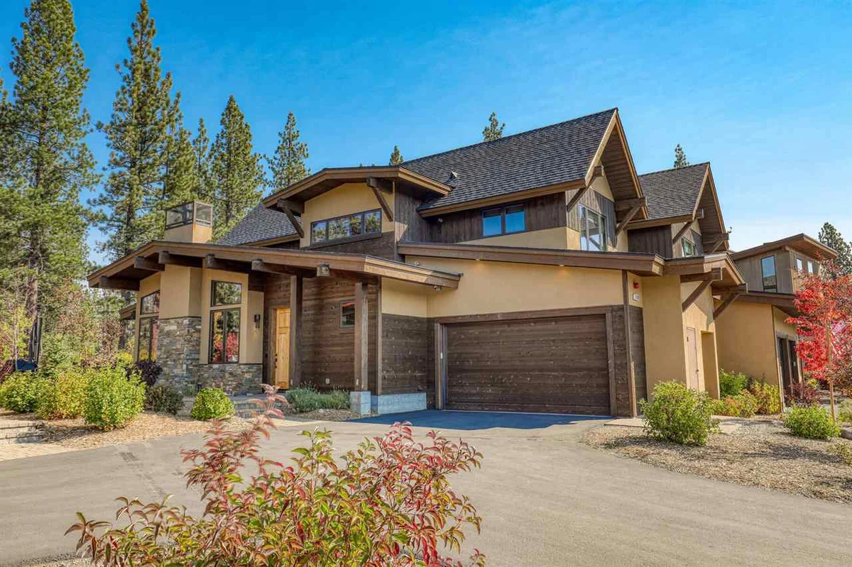 Modern Townhome with 3 King Suites, Near Northstar #78