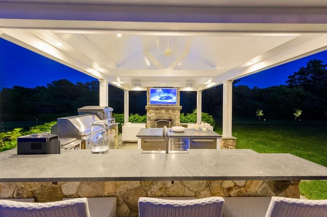 Stunning 1.5 acre compound steps from South Beach #101