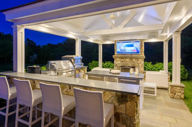 Stunning 1.5 acre compound steps from South Beach #64