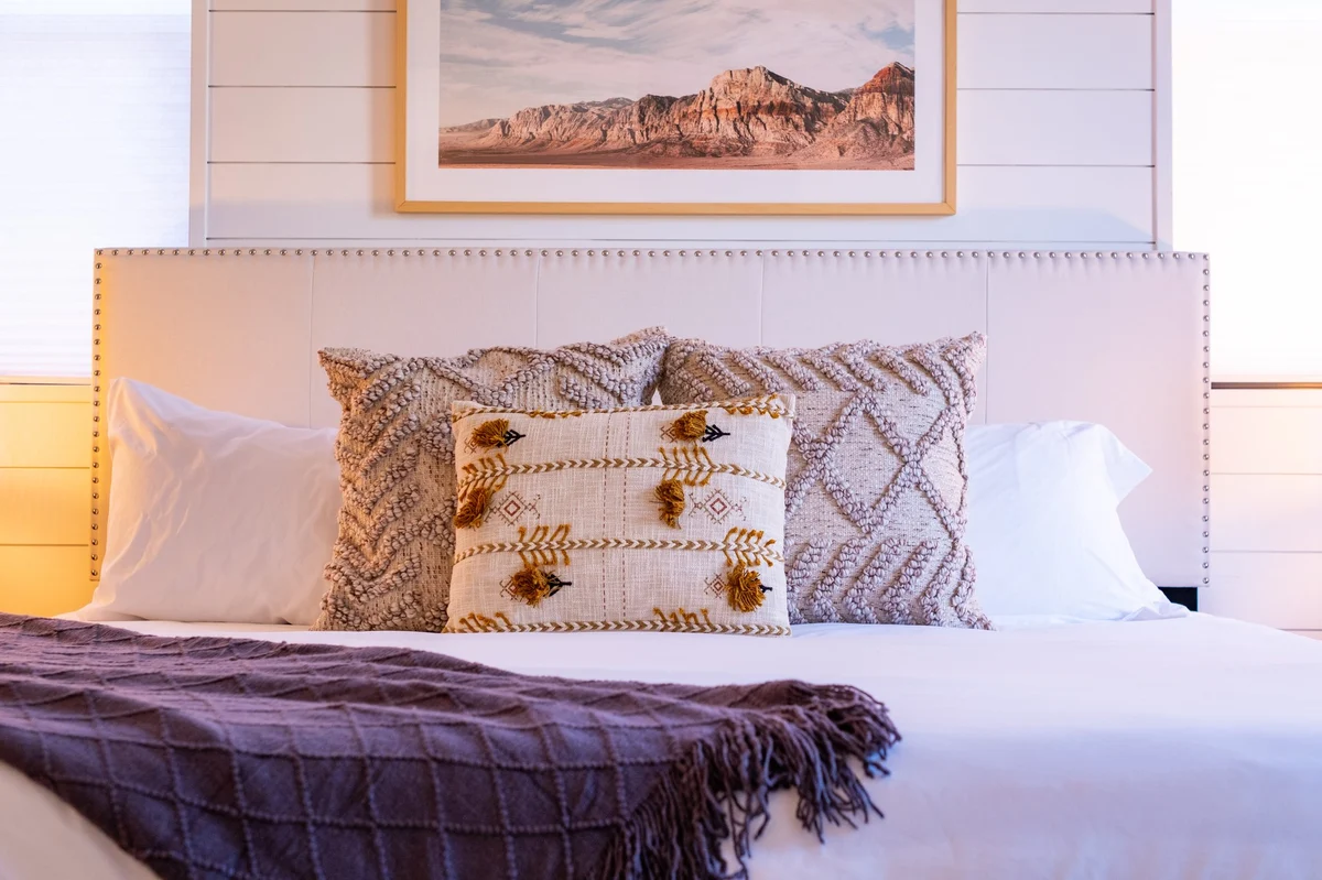 Cold Plunge • Hot Tub • Sauna • 3 King Suites • Sedona Summer Escape #40