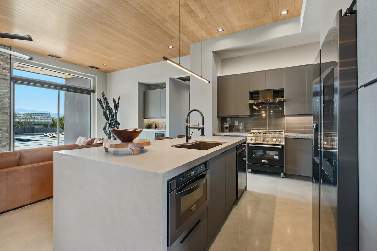 Balsa - The Monarch #103