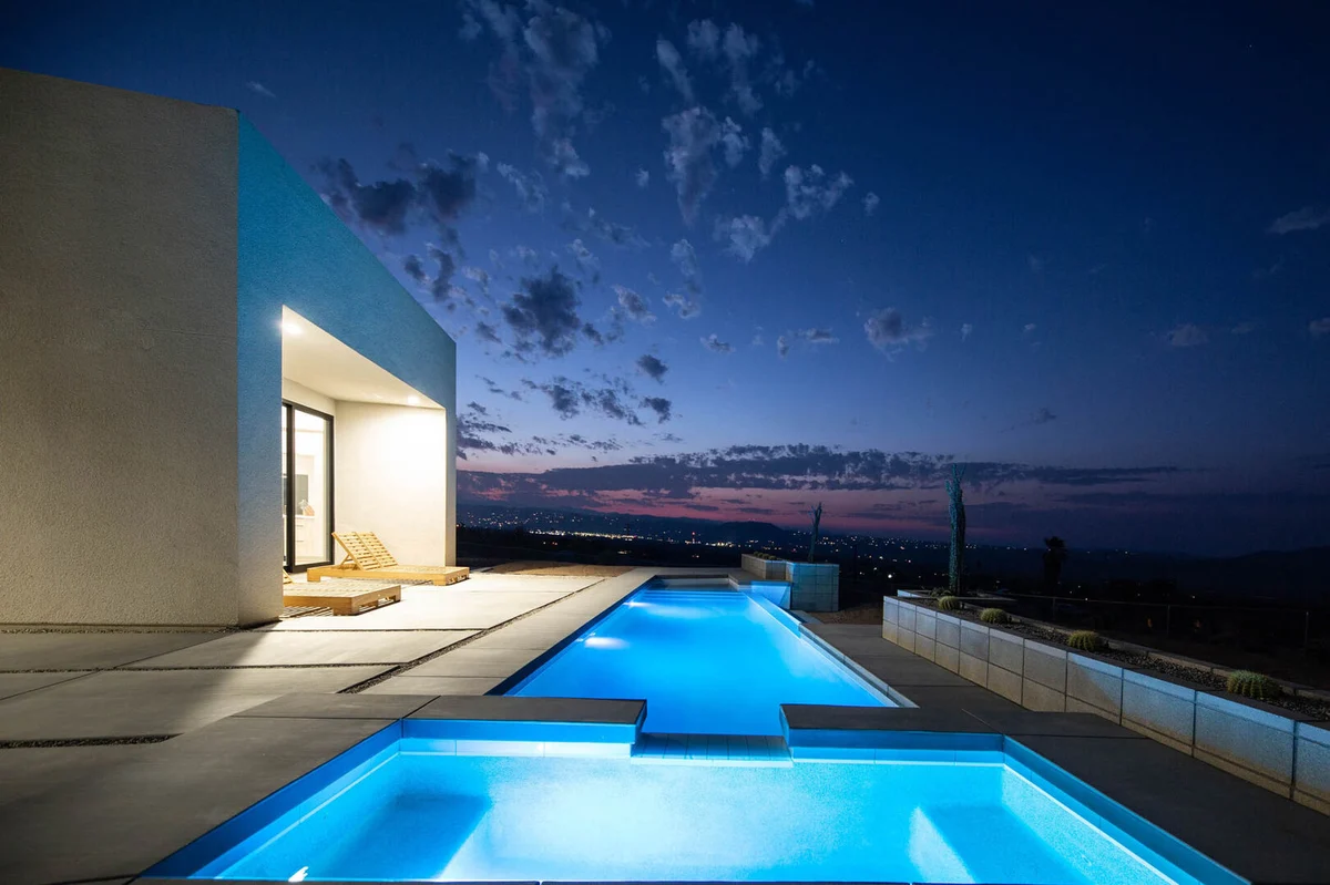 Onaga 2B - White Casita #49
