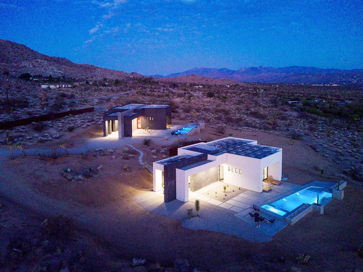 Onaga 2B - White Casita #68