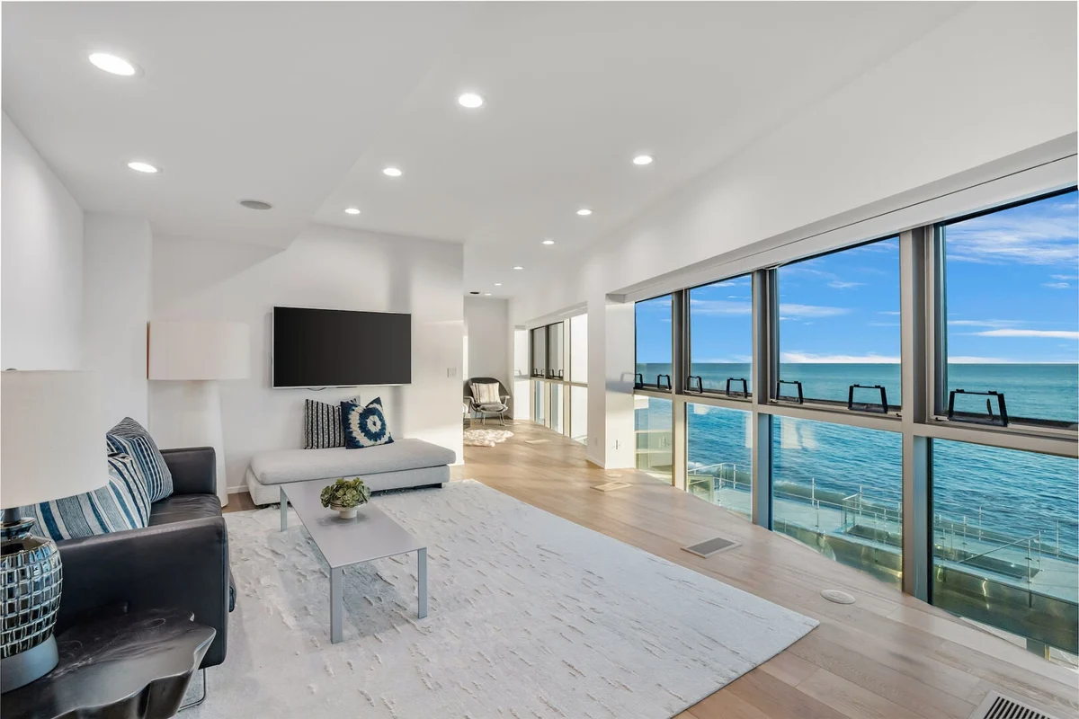 Z - Malibu Road - Belvedere Villa #123