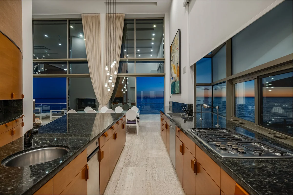 Z - Malibu Road - Belvedere Villa #164