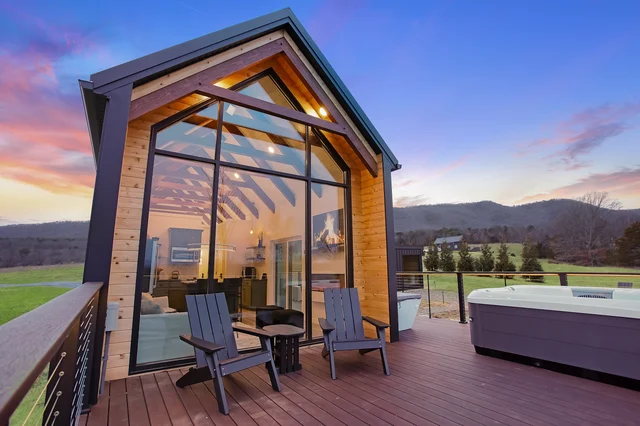 Blue Ridge Mini Lux Retreat 2
