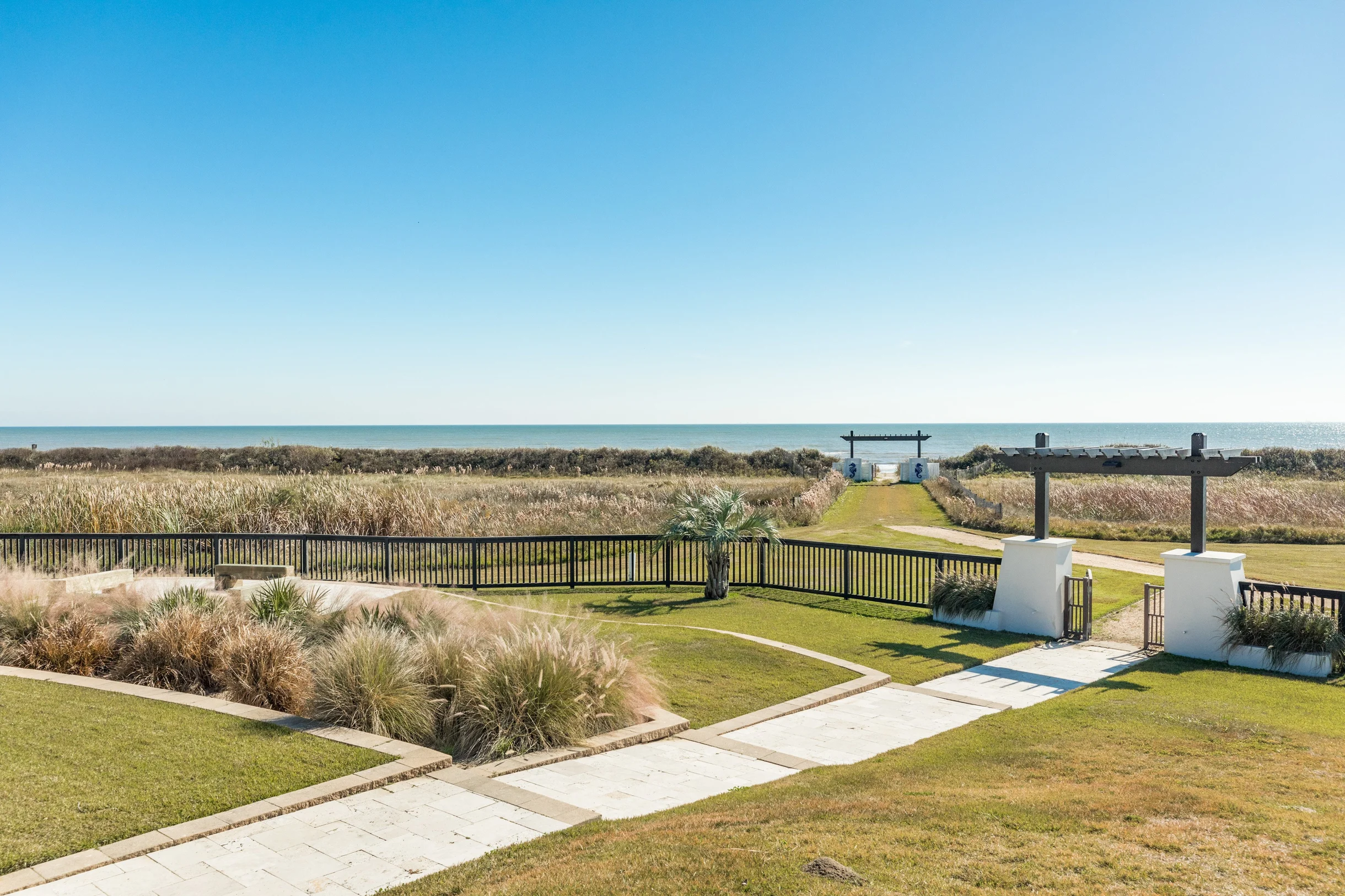 Cake by the Ocean at Seagrass #87