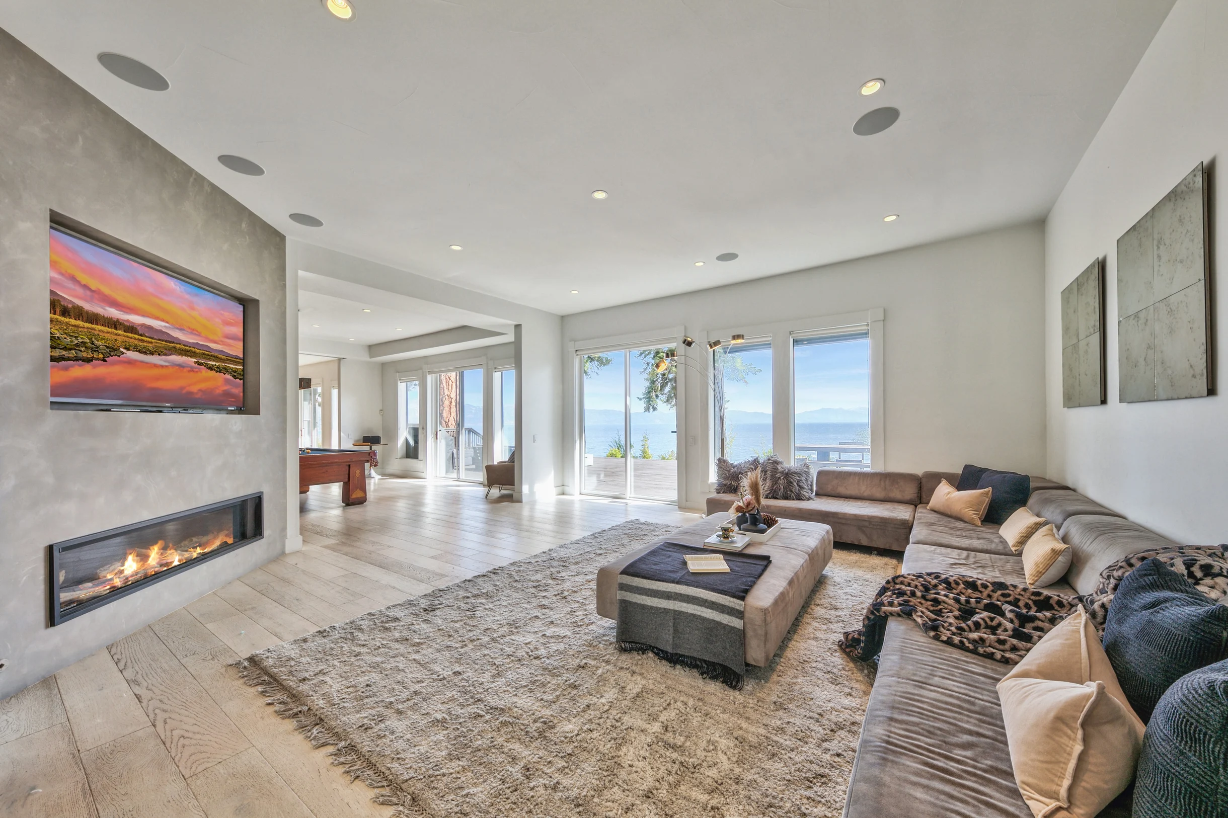 LUXE02 Villa Bella North Lake #86