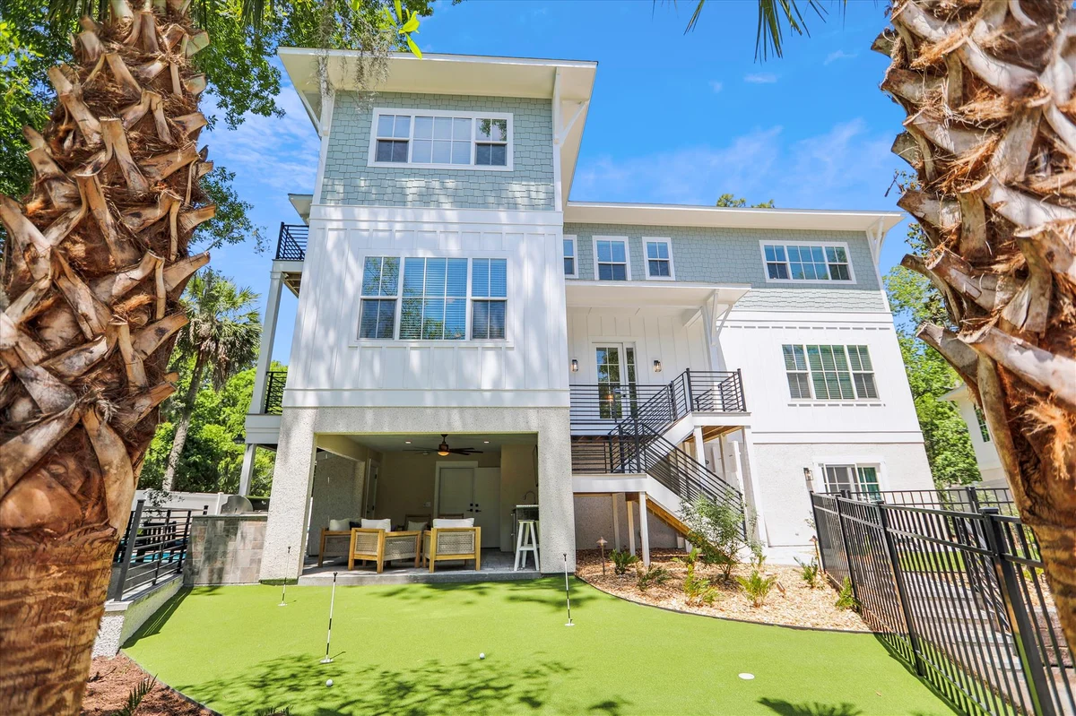 221 Cordillo Parkway at South Forest Beach #82