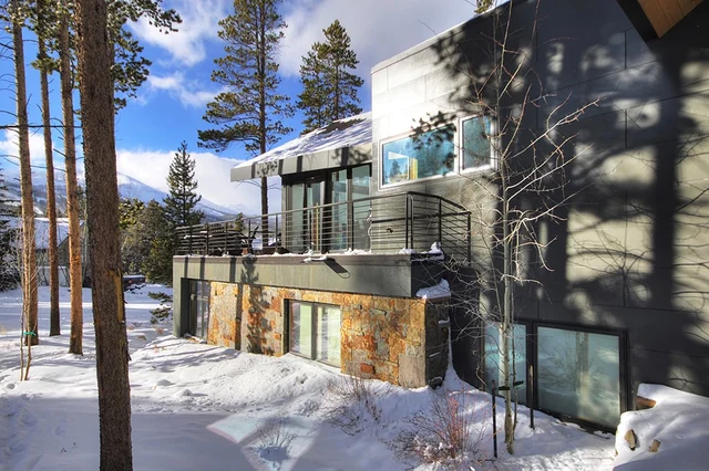 Cloud Cabin #92