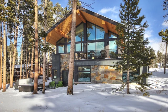 Cloud Cabin #60